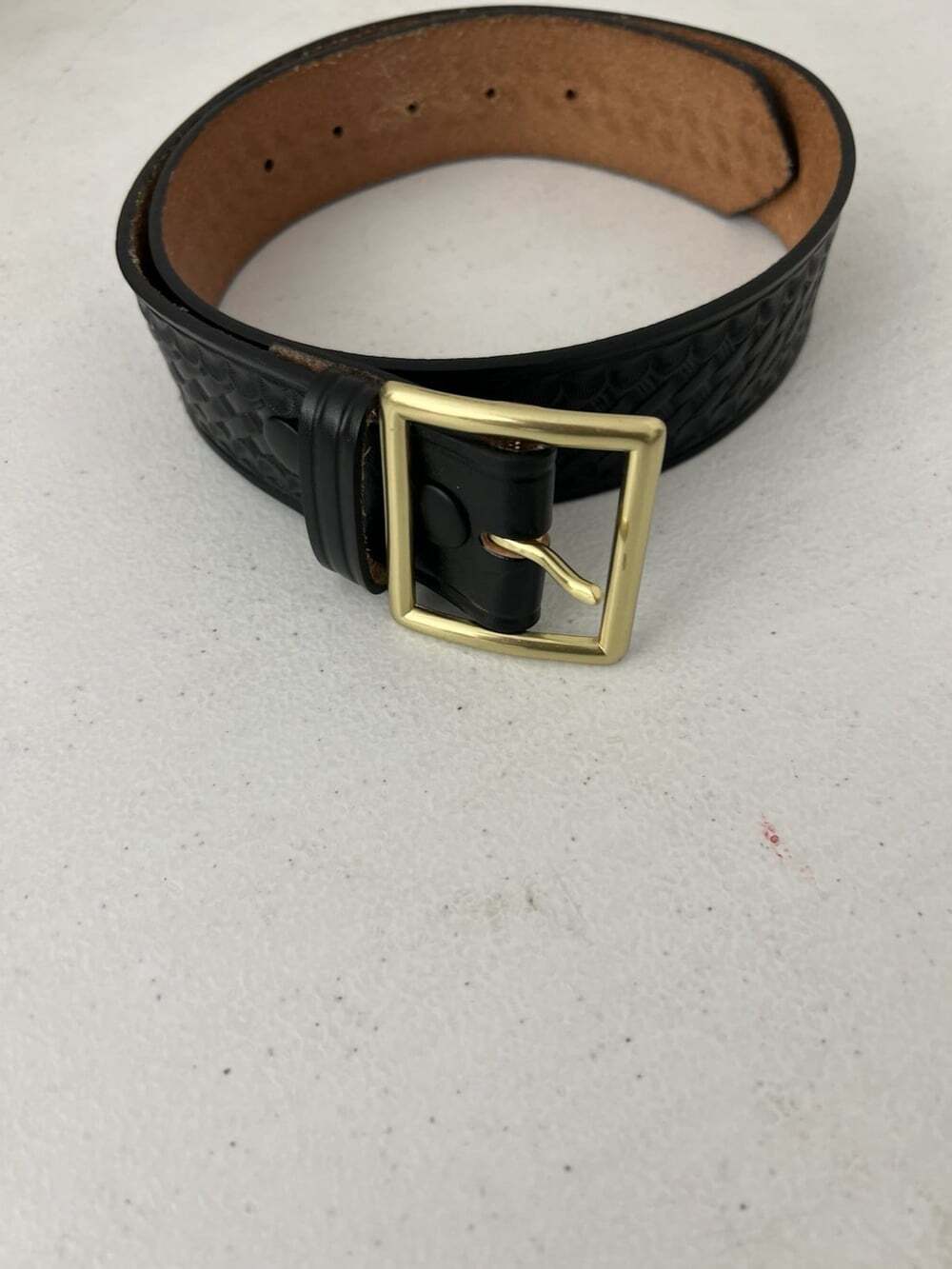 DutyMan Black Leather Belt Size 30 Basketweave Gold Buckle Uniform 1621